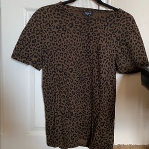 Cheetah print thsirt